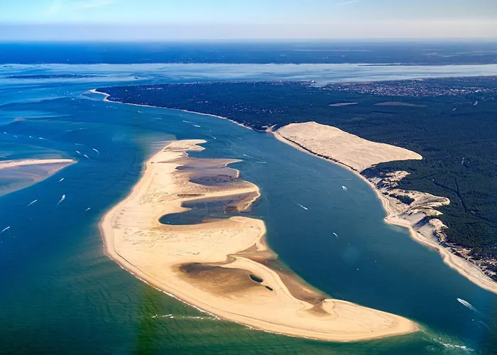 Les Goelands - Maeva Арес